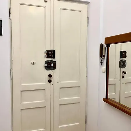 Enios Ul Jana Kochanowskiego 26 * 크라쿠프